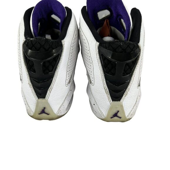 Nike Air Jordan B display picture 1